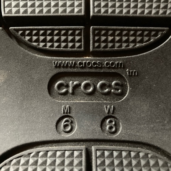 CROCS Clogs Black MEGA CRUSH Men Size 6 Women Size 8 Unisex main image 4